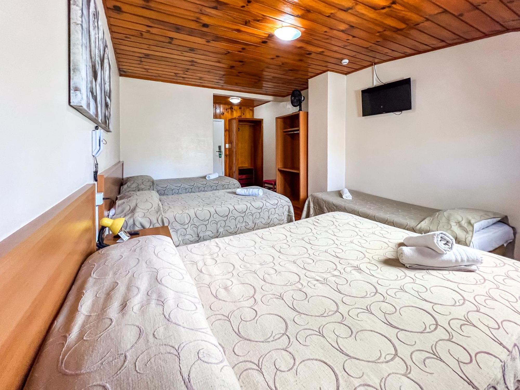Hotel Fazenda Golden Park Campos Do Jordao Bagian luar foto